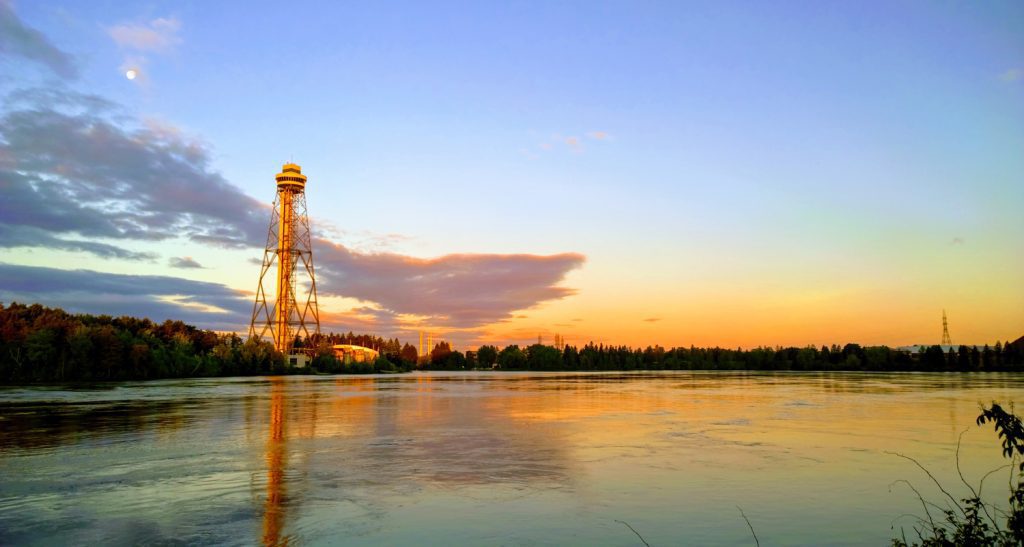 Cité rivière saint-maurice coucher de soleil - Josette